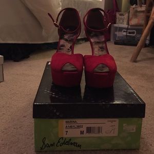 Sam Edelman- Marina heels in red size 7